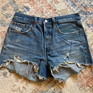 Levi’s 501s Distressed Blue Denim Short High Waisted